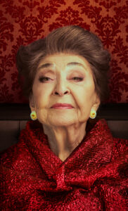 מרציפנים
עדה, אלמנתו של איש התיאטרון הנערץ שמואל המרשלג, שוקדת על ההכנות לקראת ערב הוקרה לזכרו.