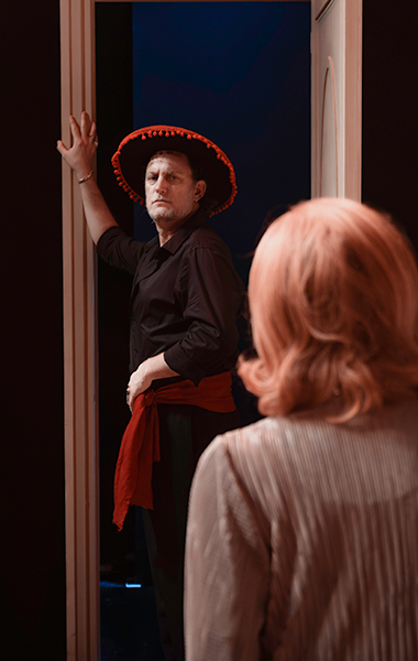 ההצגה 6 שיעורי ריקוד ב-6 שבועות קומדיה מרגשת