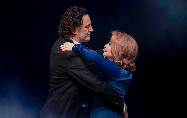 ההצגה 6 שיעורי ריקוד ב-6 שבועות קומדיה מרגשת