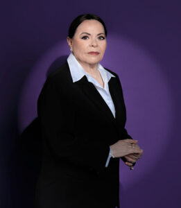 גילה אלמגור אגמון