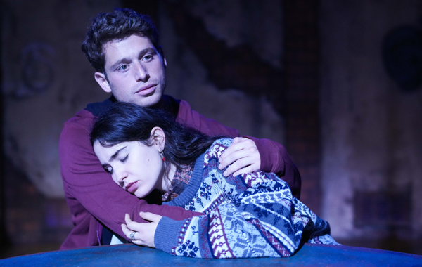 רומי + ג'ולייט דרמה חברתית