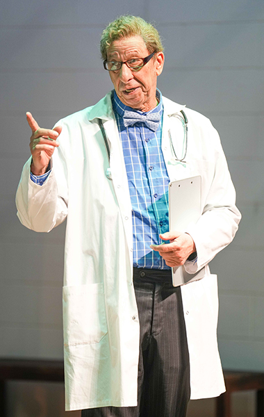 תרקדי איתי קומדיה אנושית שמחממת את הלב, על פי הסרט הצרפתי המצליח.