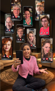 גרה עם קושמרו- הצגה אורחת קומדיה טראגית מולטימדית